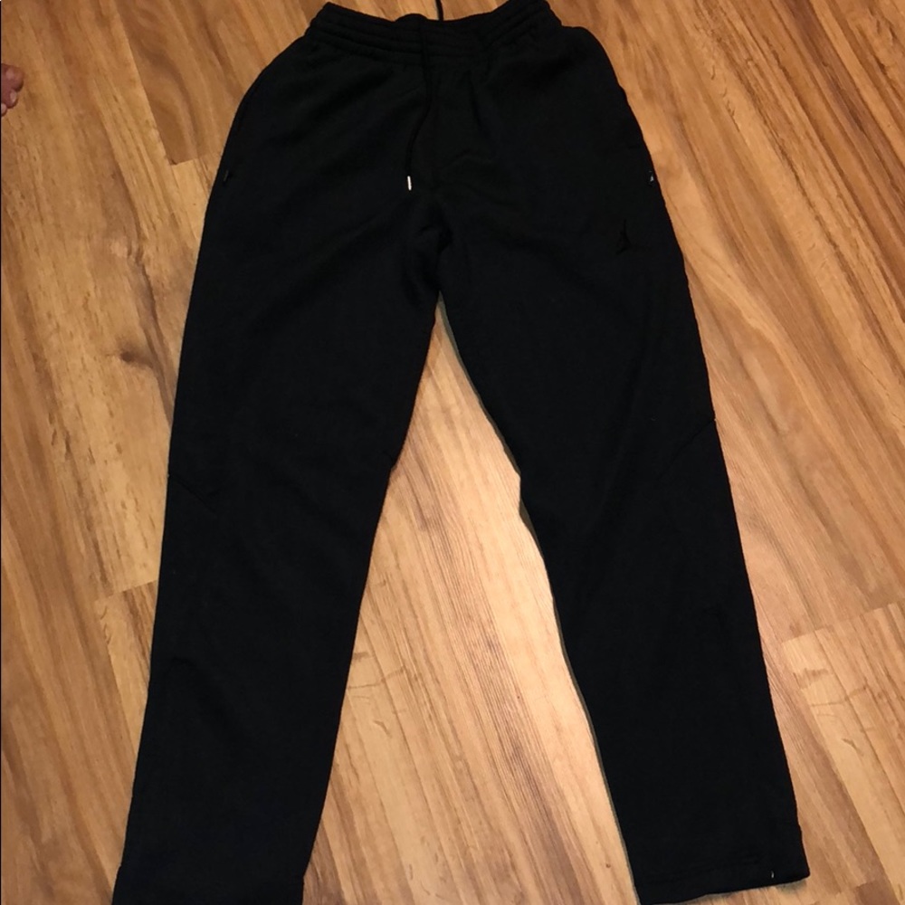 Men’s Nike Jordan Sweats - Picture 2 of 8